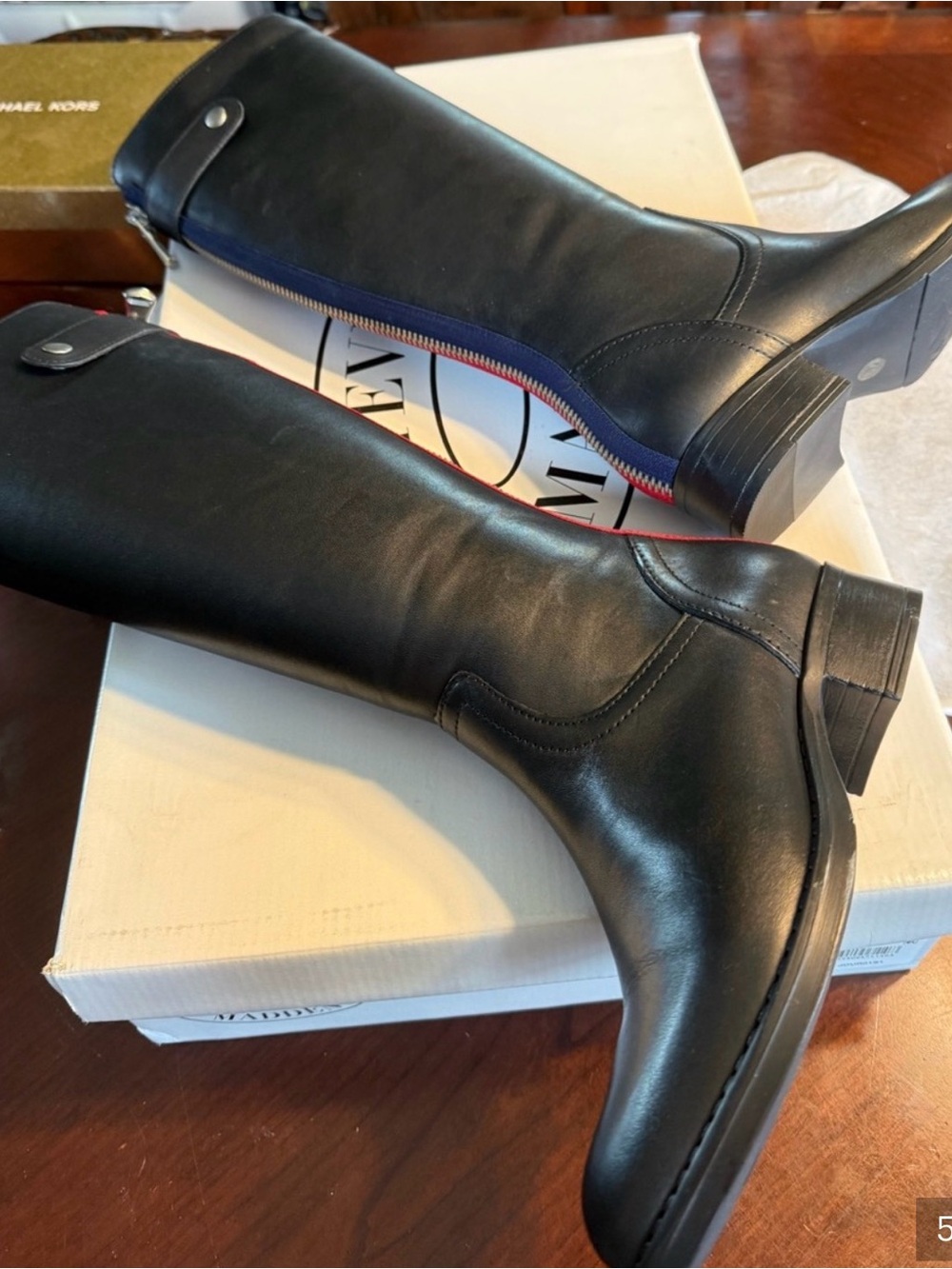 RARE Steve Madden Journal Black Riding Boots Red Back Zip Discontinued NWT, NIB! - Picture 4 of 9